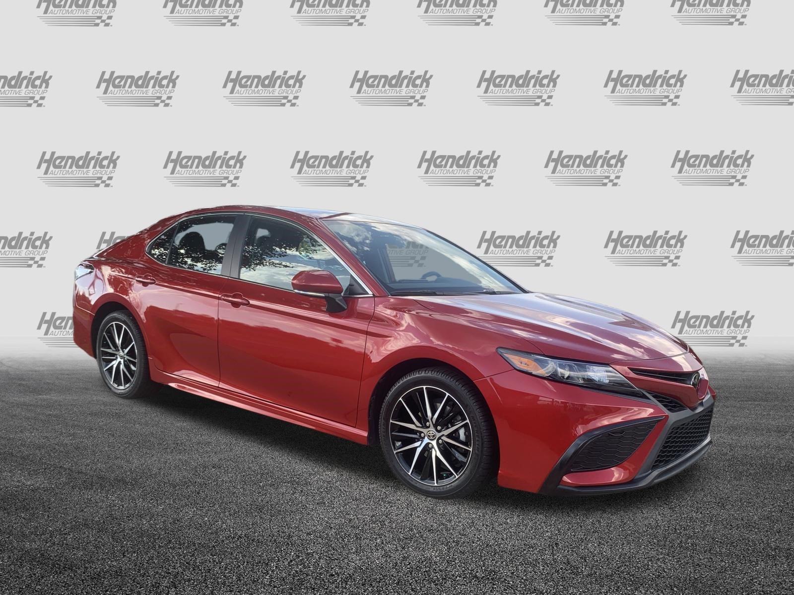 2023 Toyota Camry SE Sedan