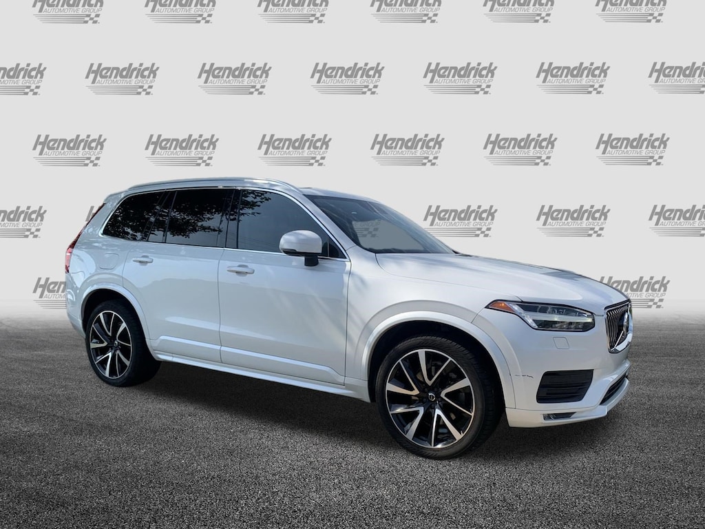 Used 2020 Volvo XC90 Momentum SUV