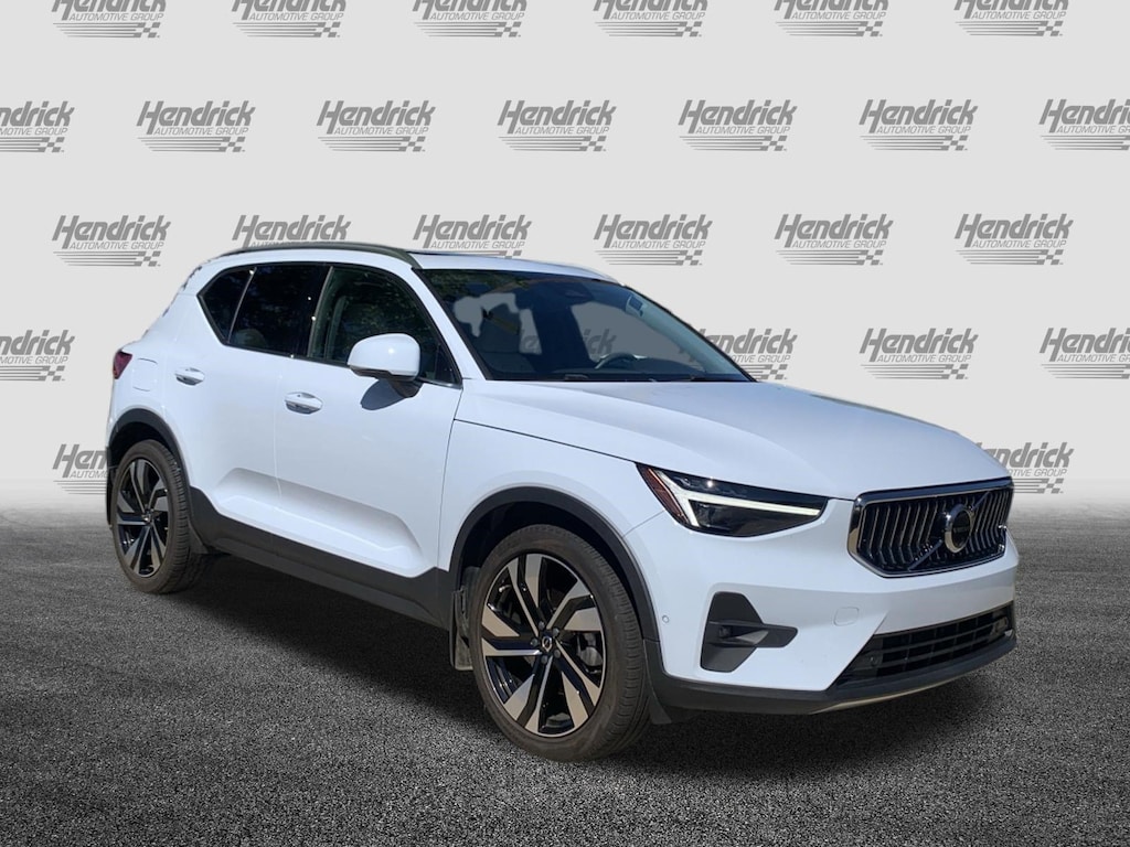 Used 2024 Volvo XC40 Plus Bright Theme SUV