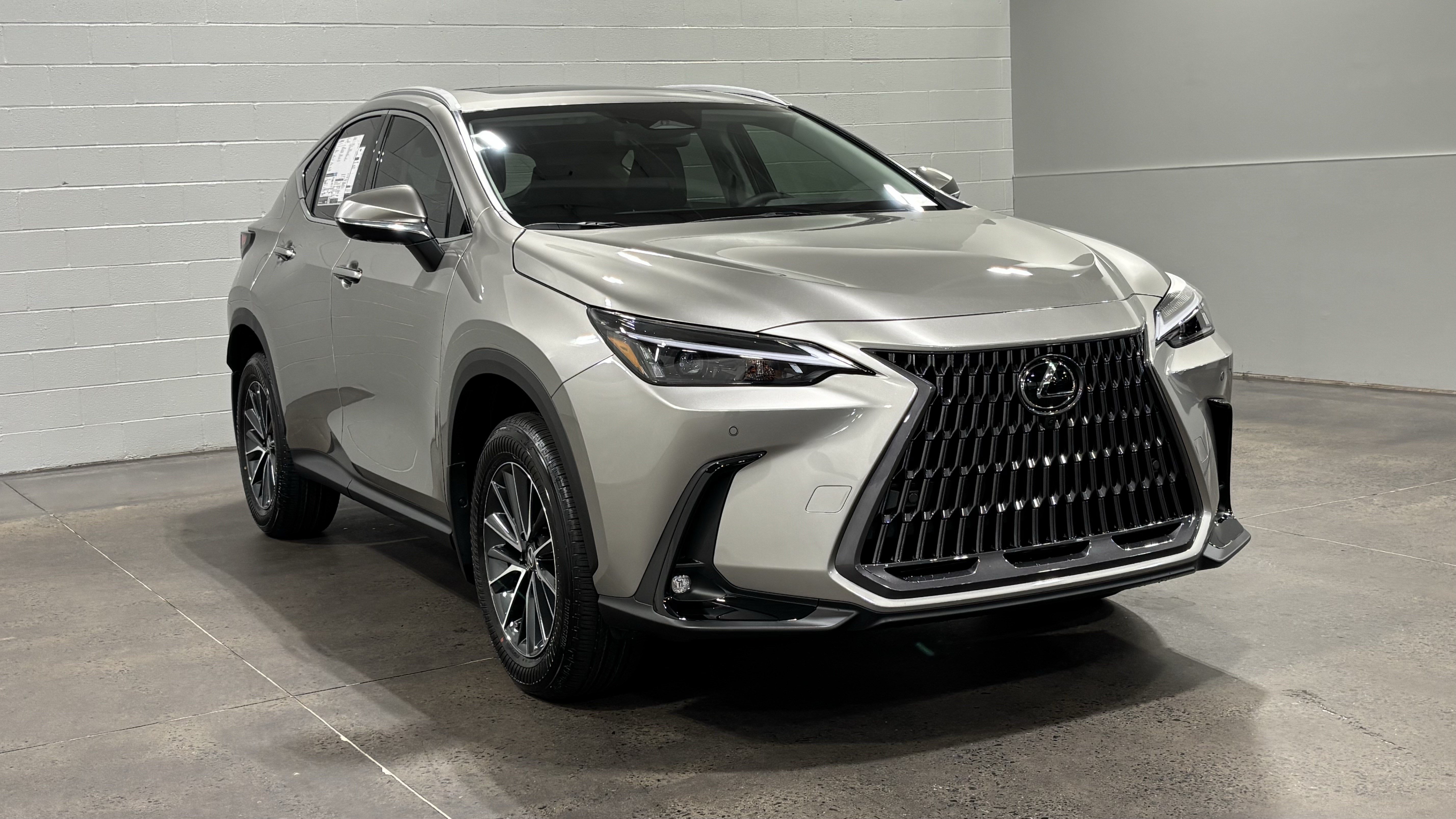 New 2026 Lexus NX 350h Premium Sport Utility