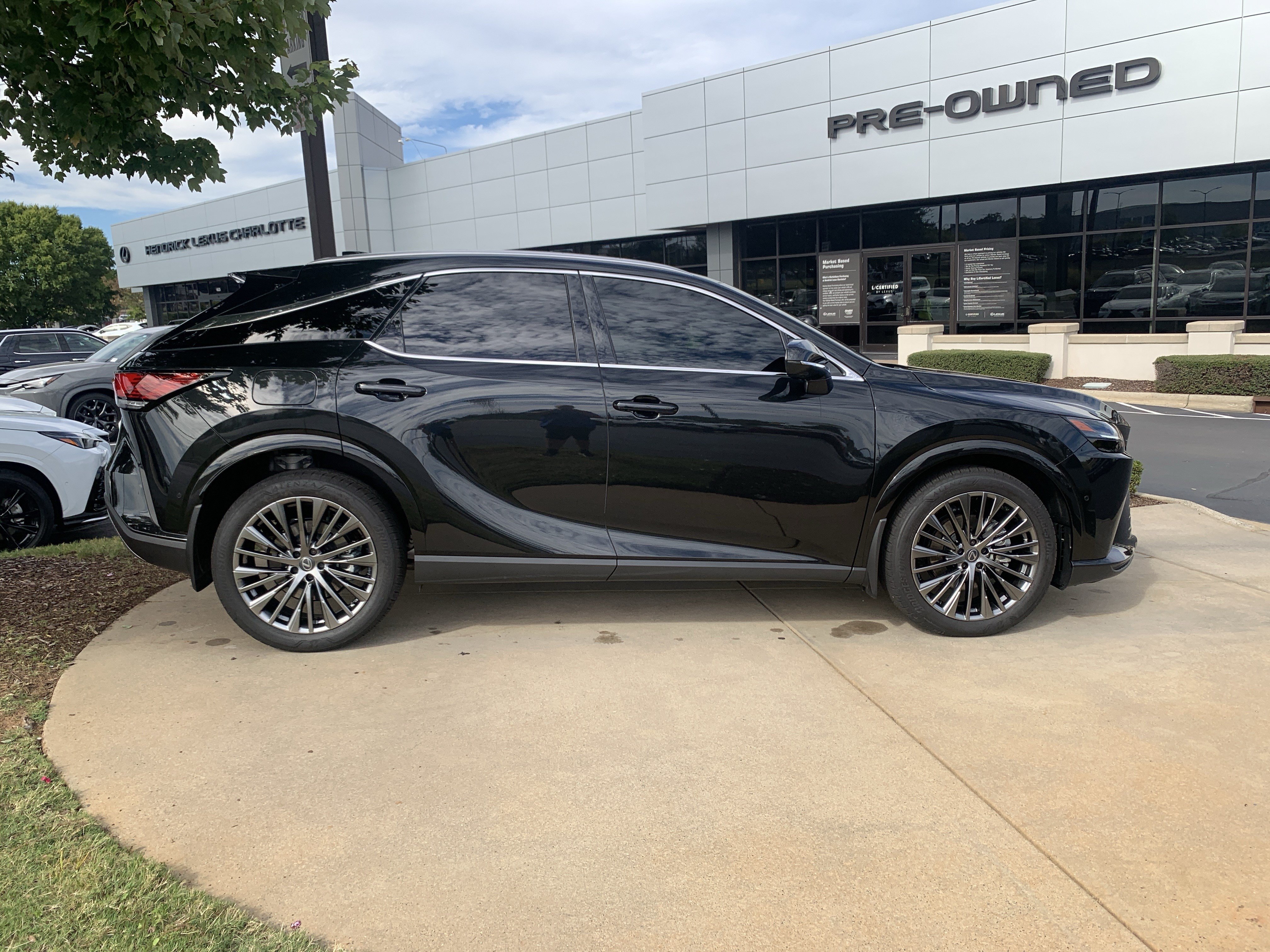 Used 2026 Lexus RX 450h+ Luxury SUV