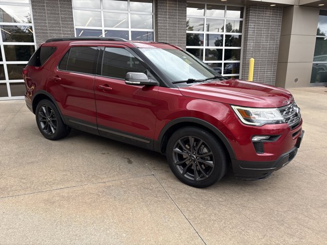 Used 2018 Ford Explorer XLT with VIN 1FM5K7D84JGB79673 for sale in Kansas City