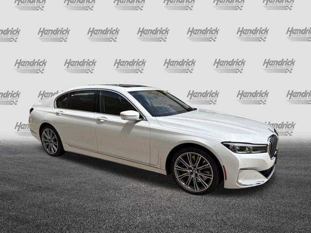 Used 2022 BMW 7 Series 750i with VIN WBA7U2C0XNCG91294 for sale in Kansas City