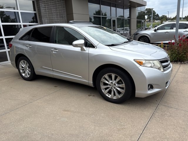 Used 2014 Toyota Venza LE with VIN 4T3ZA3BB7EU087368 for sale in Kansas City