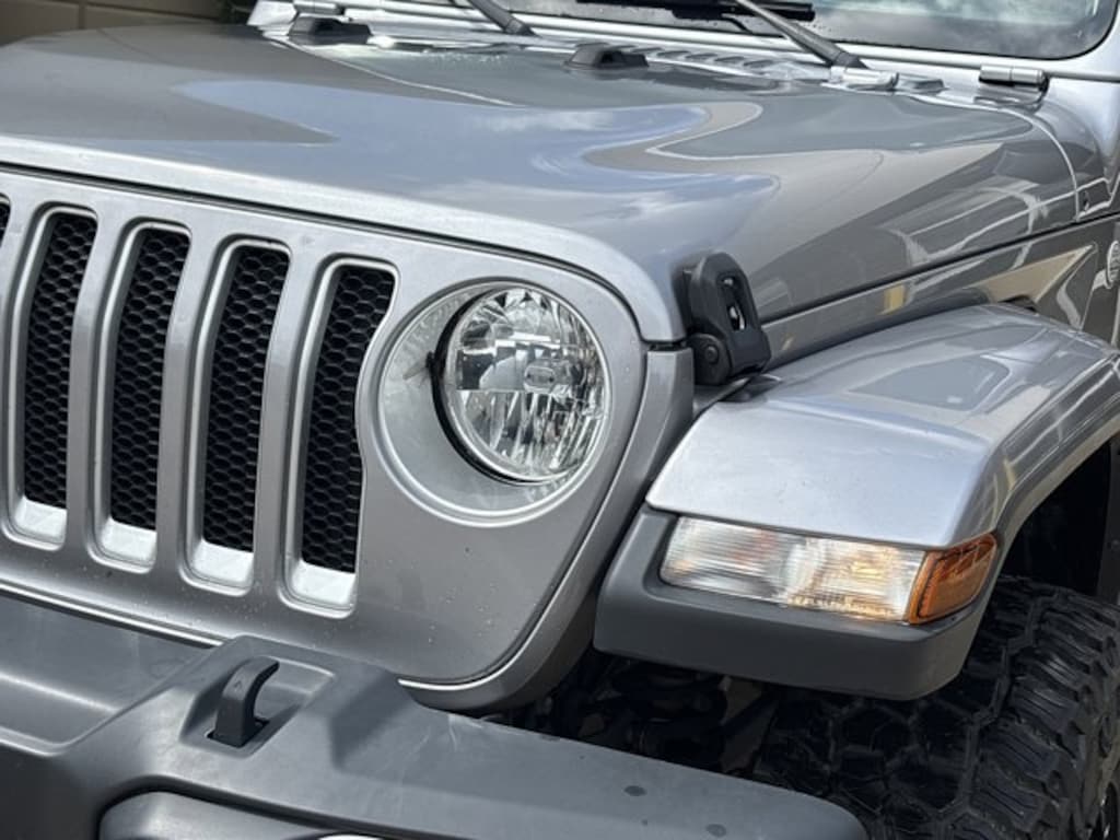 Used 2020 Jeep Wrangler Unlimited Sahara SUV