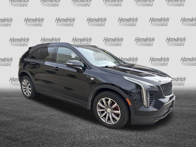 Used 2021 Cadillac XT4 Sport with VIN 1GYFZFR4XMF037658 for sale in Kansas City