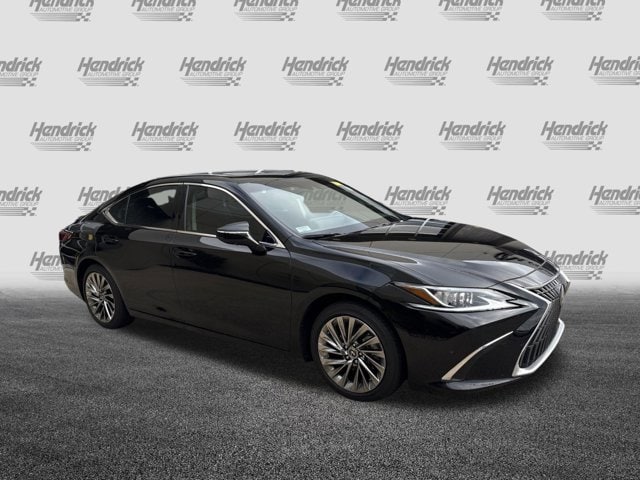 Used 2025 Lexus ES Hybrid 300h Luxury with VIN 58AEA1C13SU069178 for sale in Kansas City