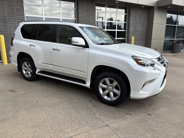 Used 2016 Lexus GX Base with VIN JTJBM7FX8G5136302 for sale in Kansas City
