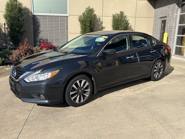 Used 2017 Nissan Altima 2.5 SV Sedan