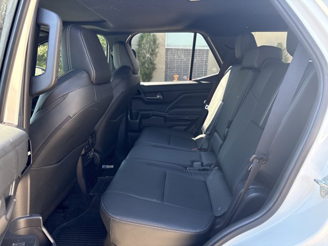 Used 2025 Toyota 4Runner Limited with VIN JTEVA5BR2S5061041 for sale in Kansas City