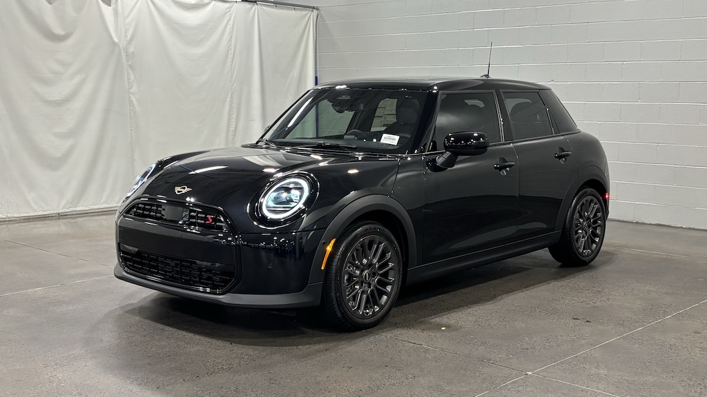 Used 2026 MINI Hardtop 4 Door Cooper S Hatchback
