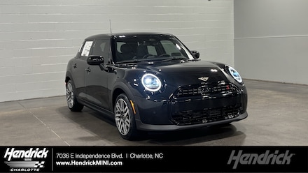 2026 MINI 4 Door Signature Plus Hatchback