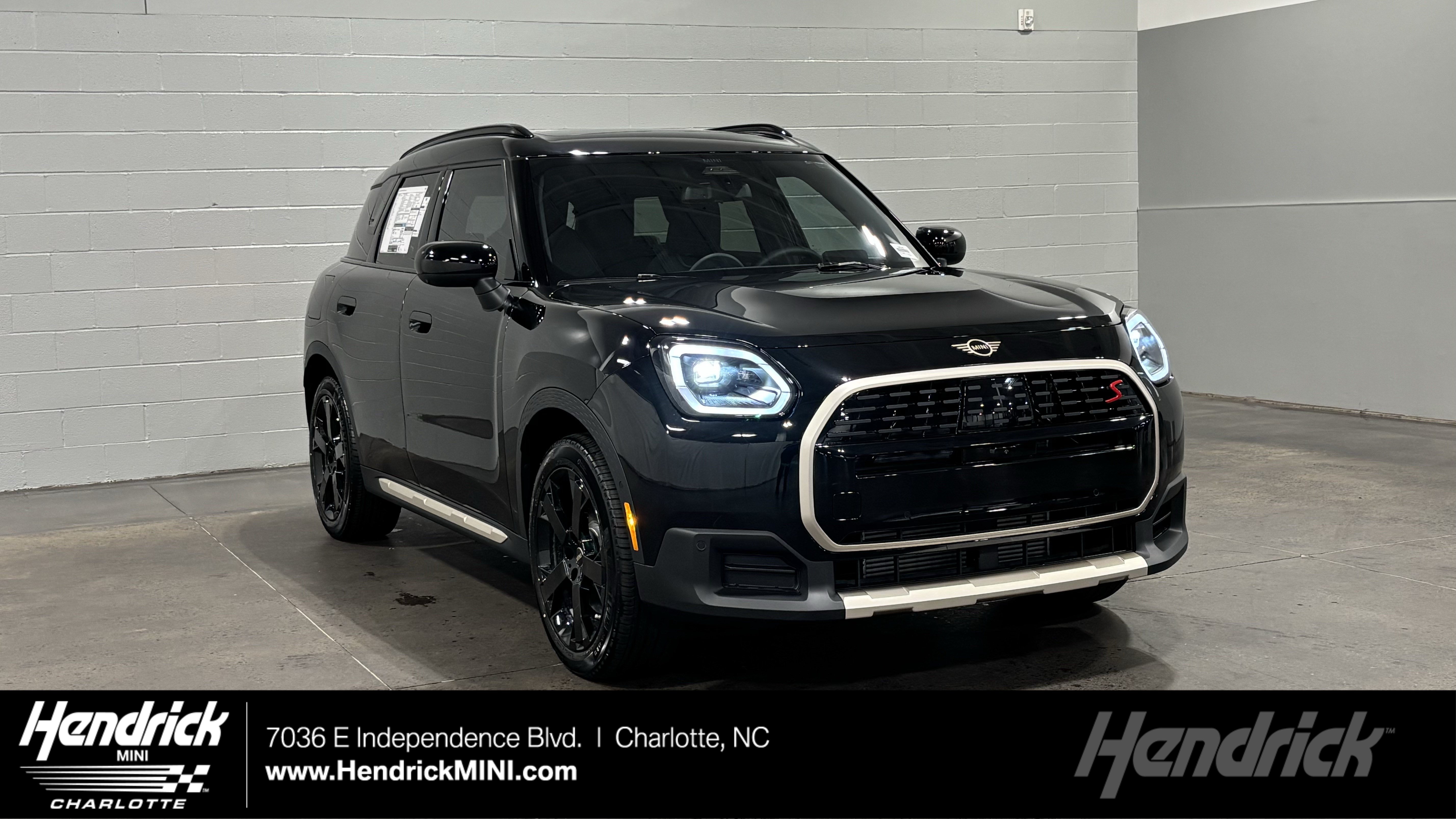 2027 MINI Countryman Iconic SUV