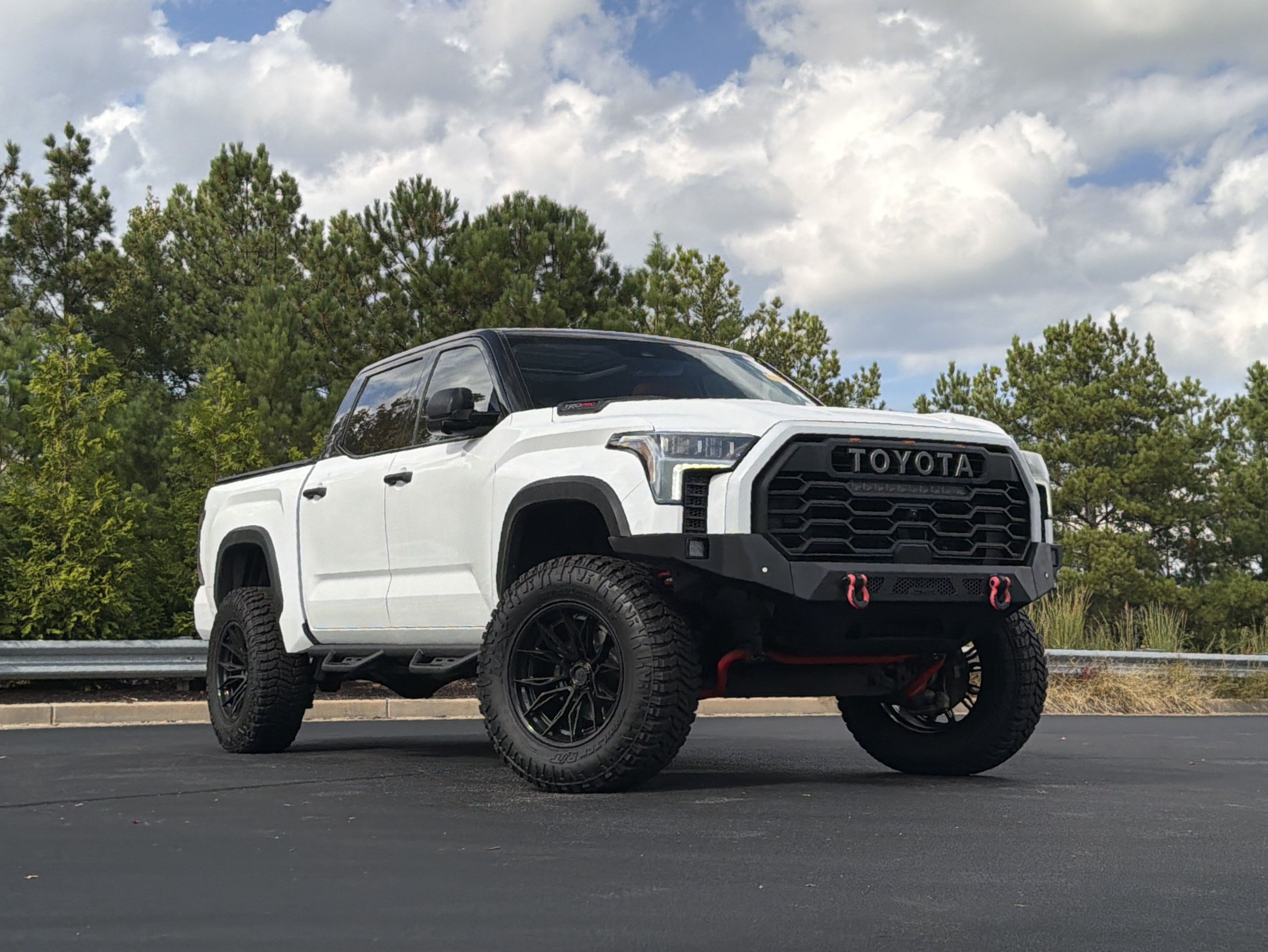 2022 Toyota Tundra 4WD TRD Pro Hybrid Pickup