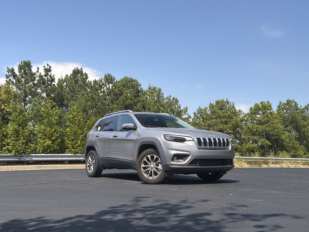 Used 2019 Jeep Cherokee Latitude Plus SUV