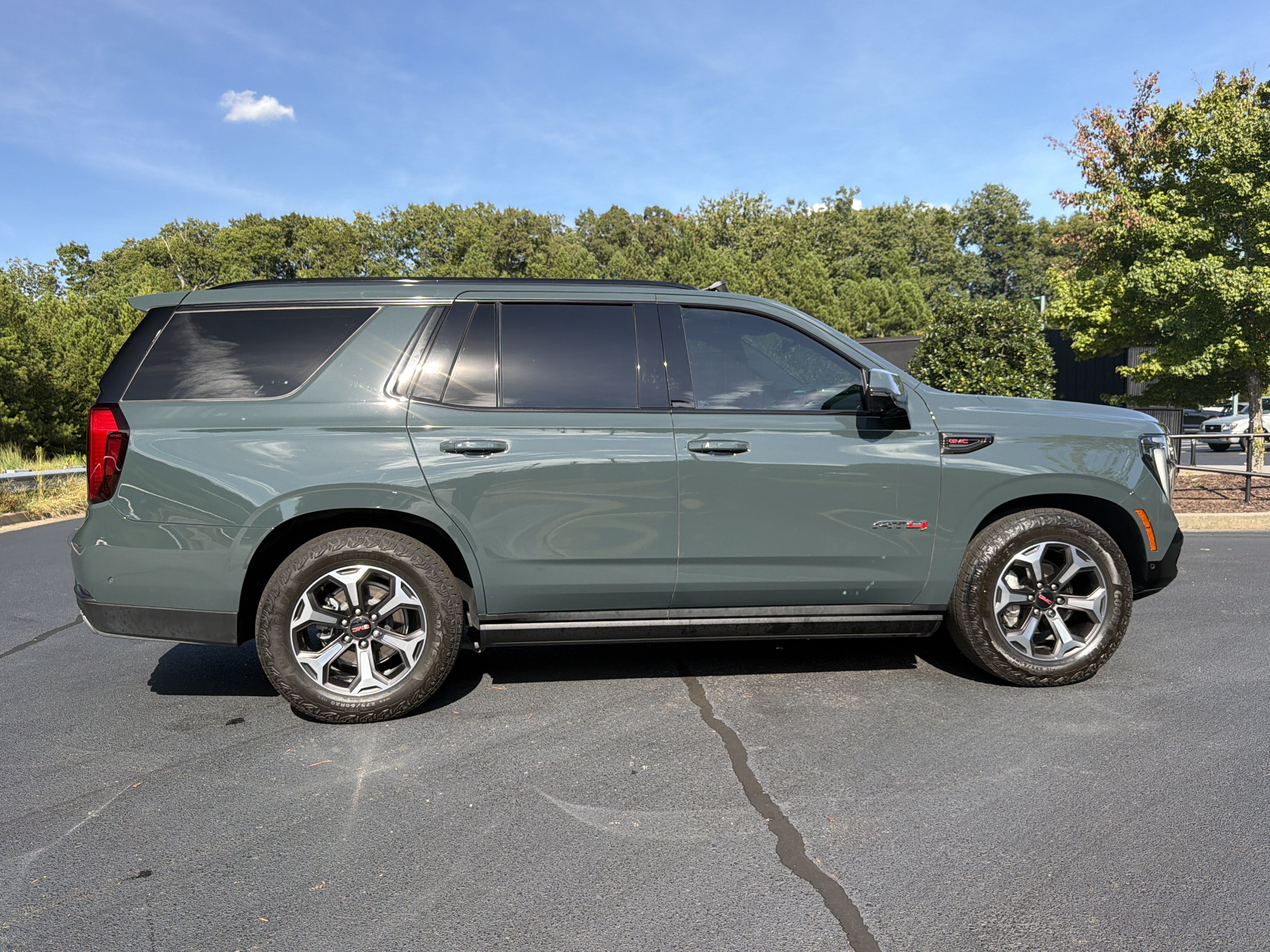 Used 2025 GMC Yukon AT4 Ultimate SUV