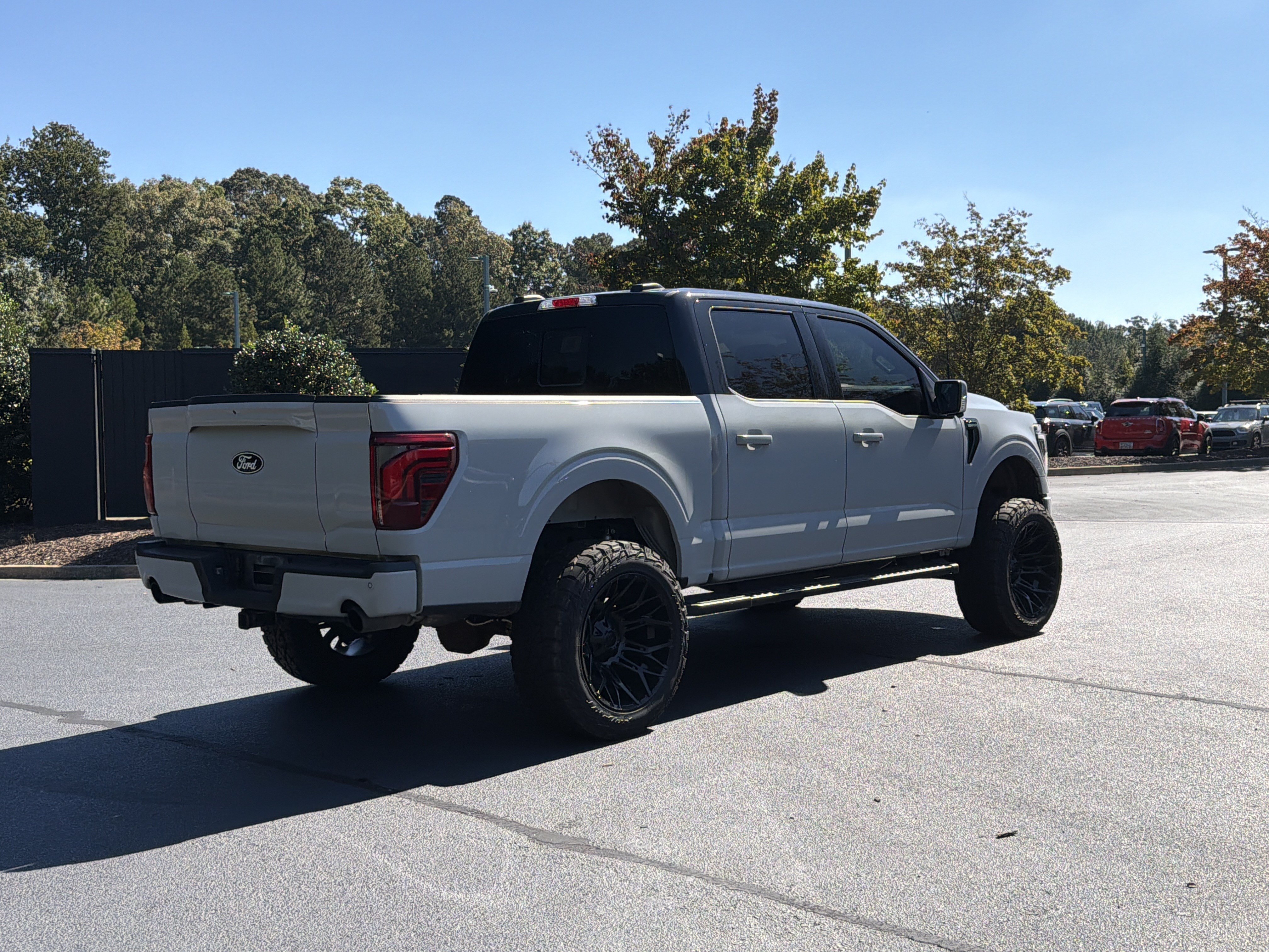 Used 2024 Ford F-150 LARIAT Pickup