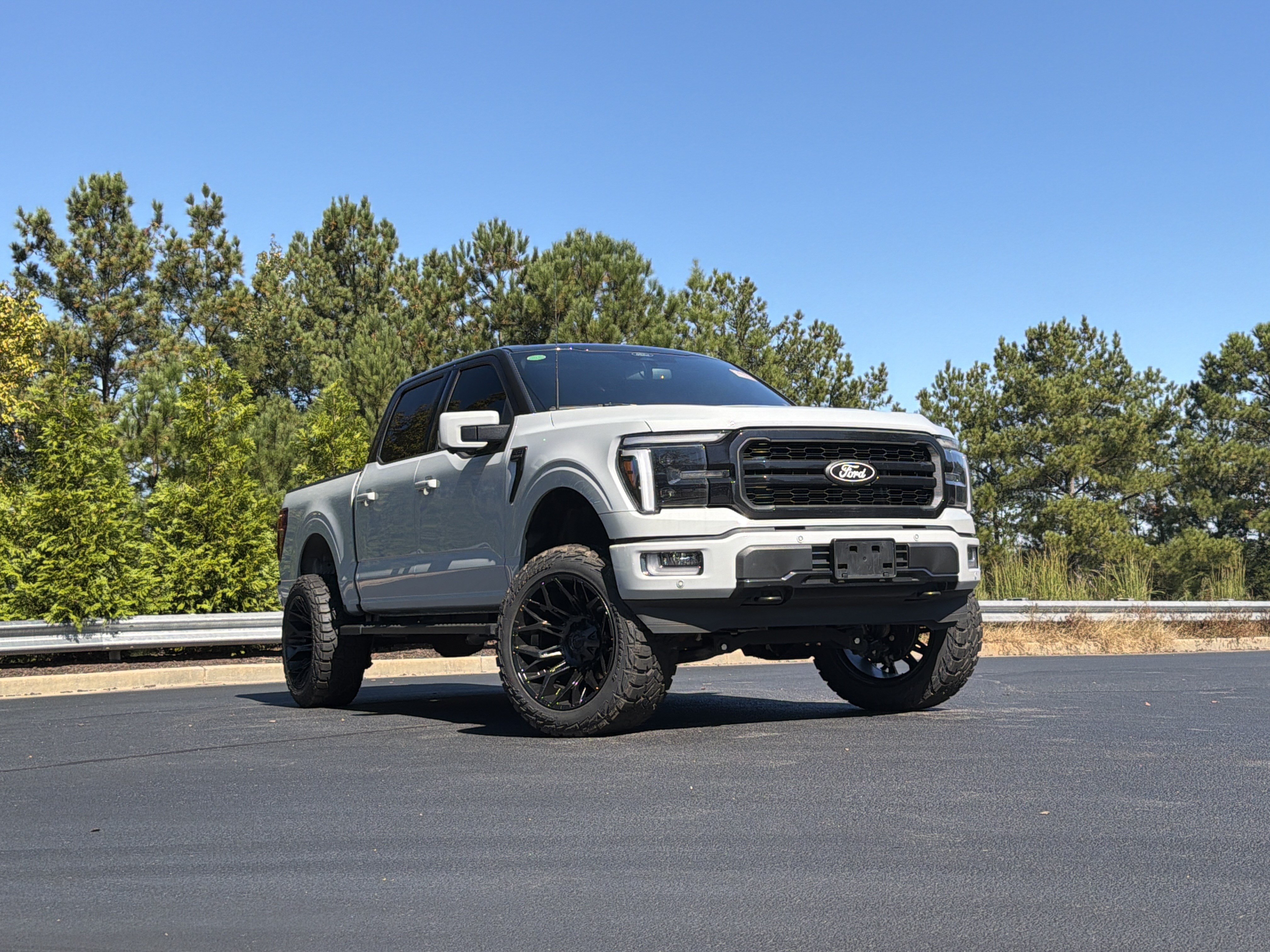 Used 2024 Ford F-150 LARIAT Pickup