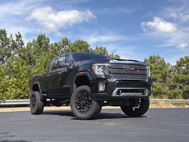 2023 GMC Sierra 2500HD Denali Pickup