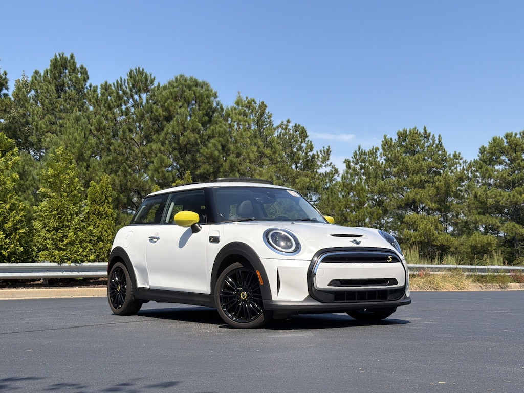Certified 2024 MINI Hardtop 2 Door Cooper SE Hatchback