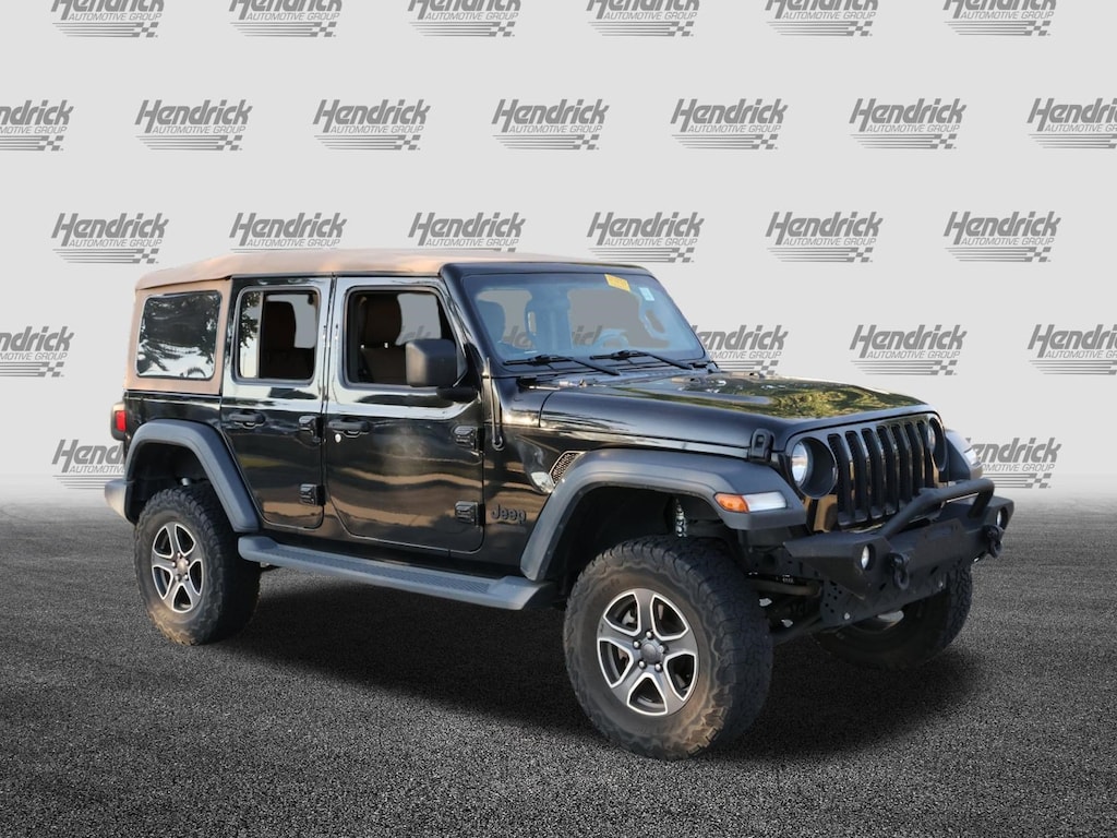 Used 2020 Jeep Wrangler Unlimited Black and Tan SUV