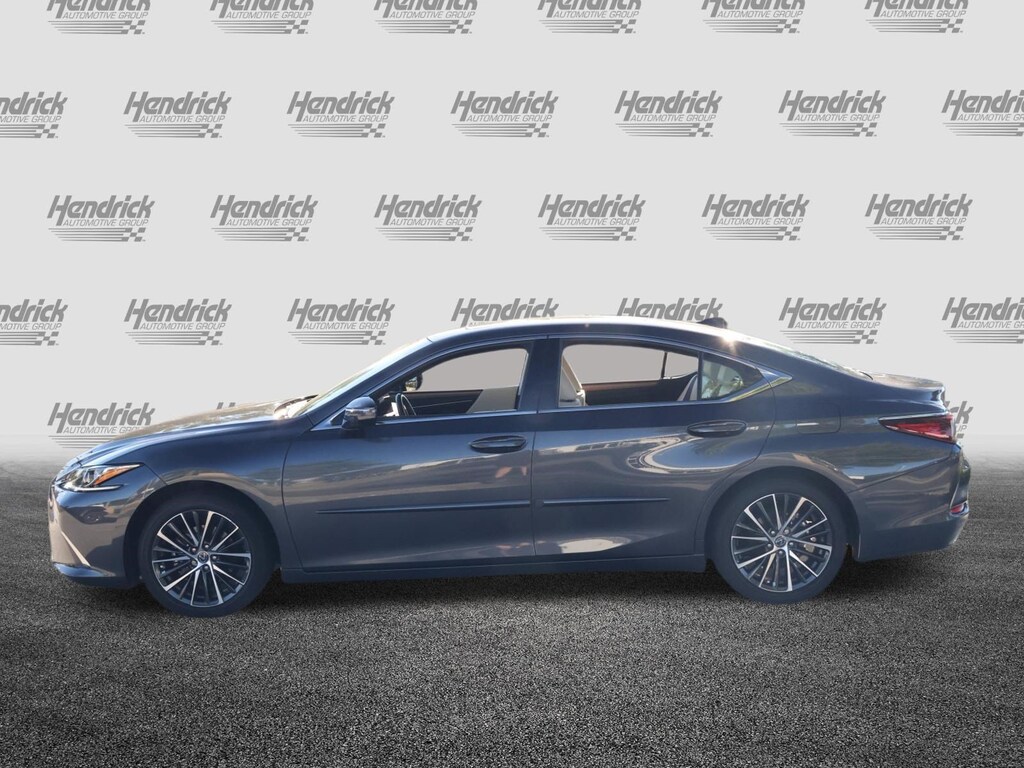 Used 2025 Lexus ES 350 Sedan