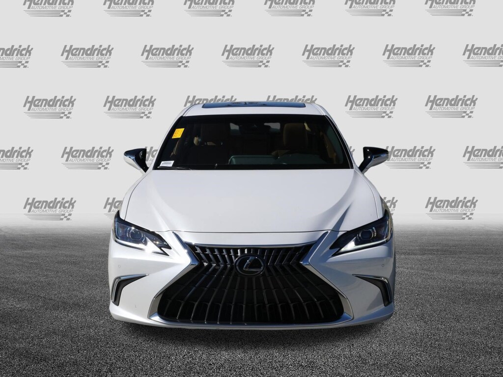 Used 2025 Lexus ES 350 Sedan