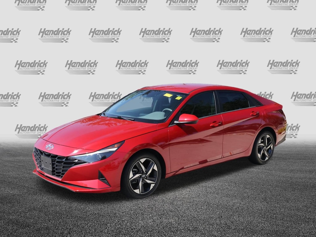 Used 2023 Hyundai Elantra SEL Sedan