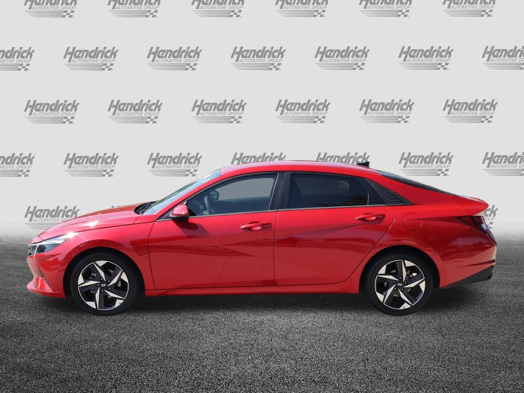 Used 2023 Hyundai Elantra SEL Sedan
