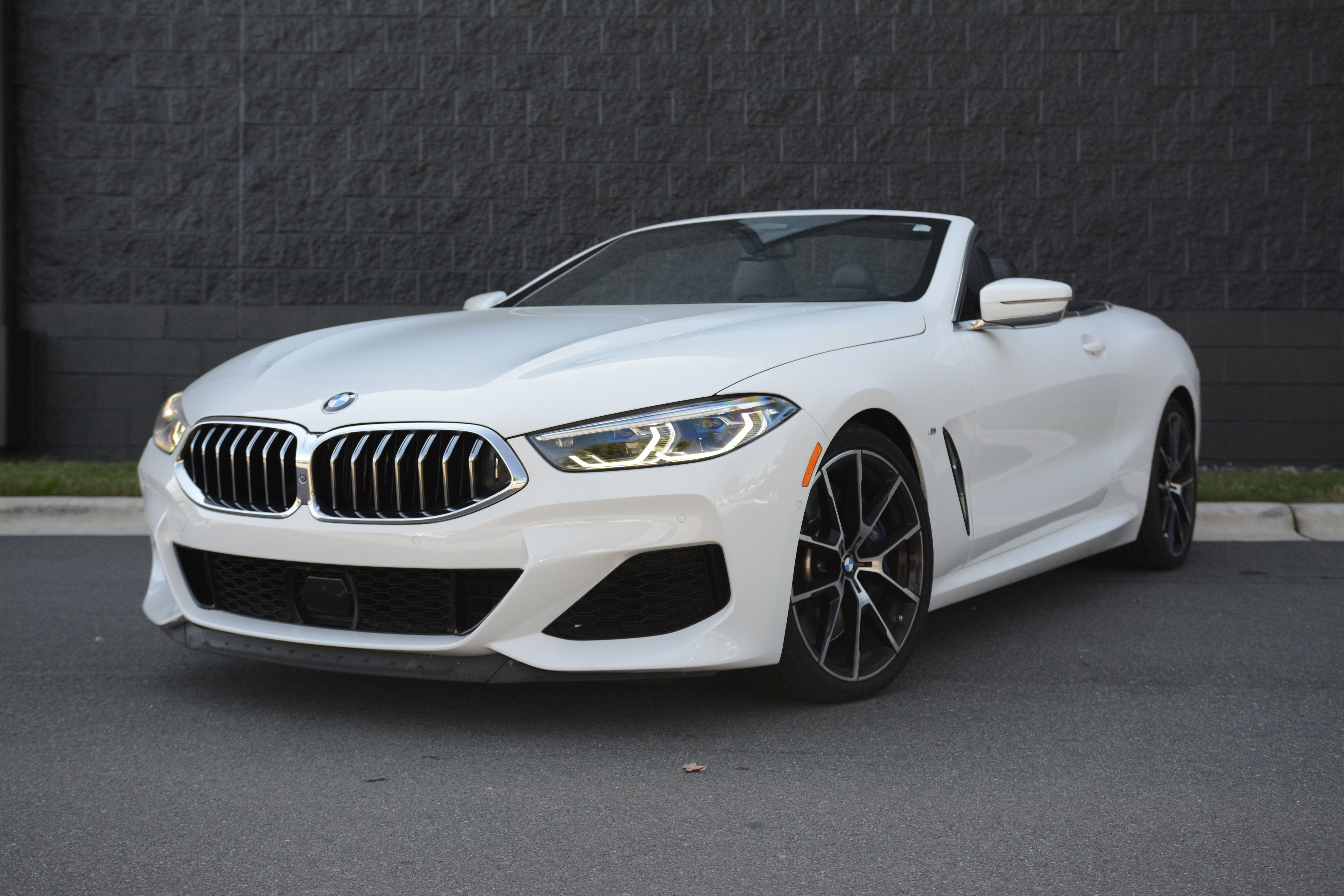  BMW M850i
