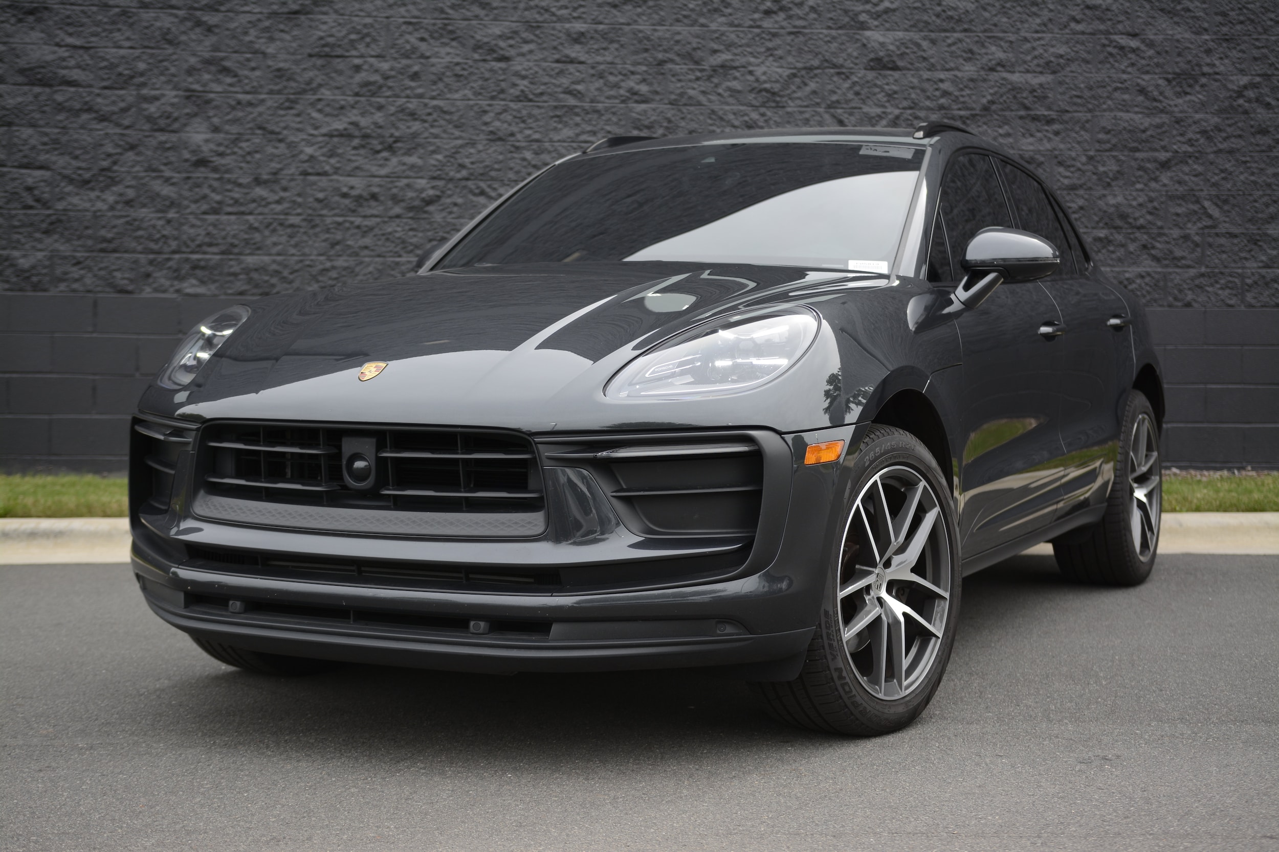 2023 Porsche Macan