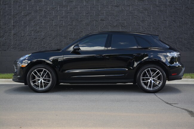 2026 Porsche Macan SUV