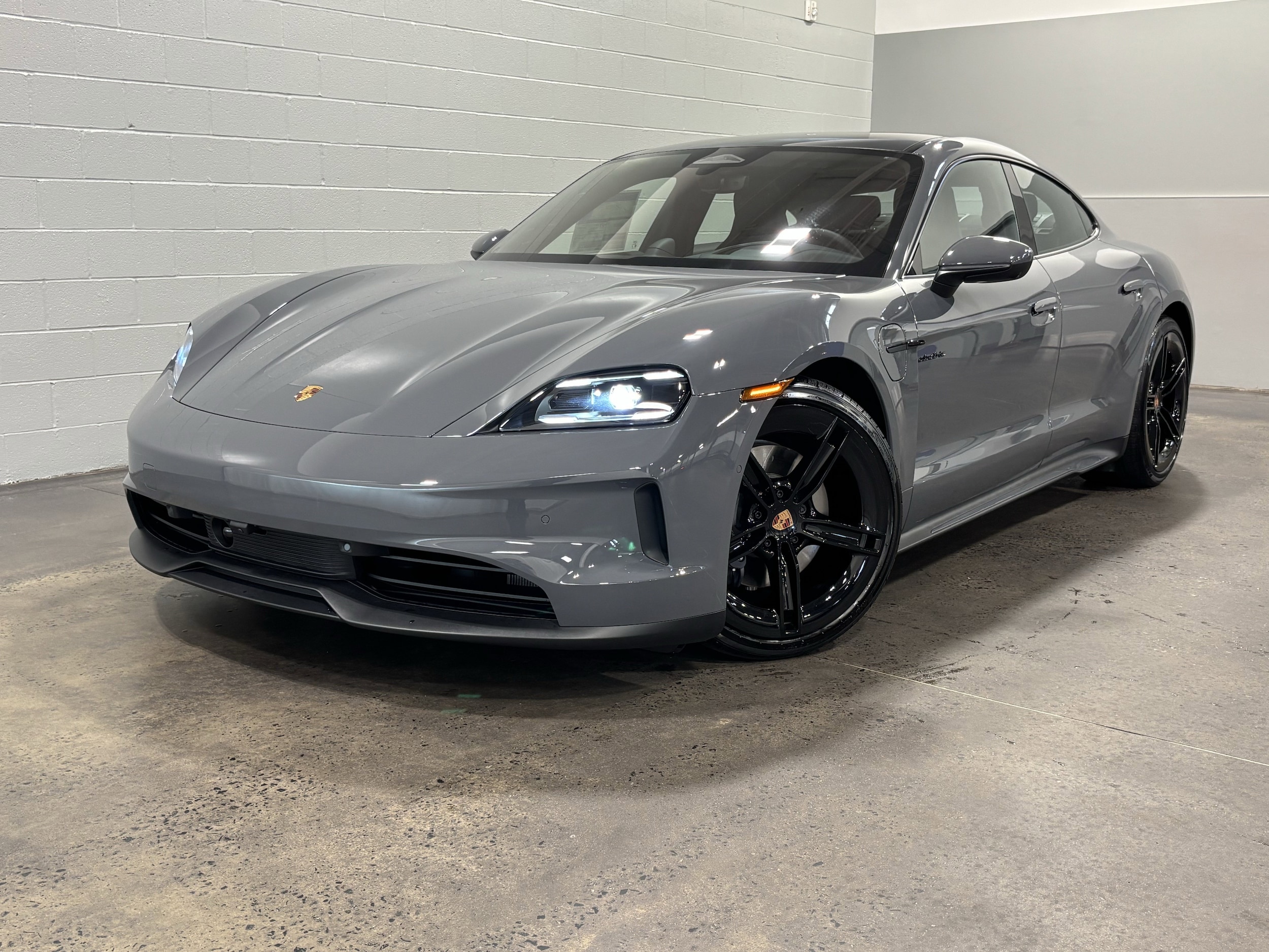 2026 Porsche Taycan 4
