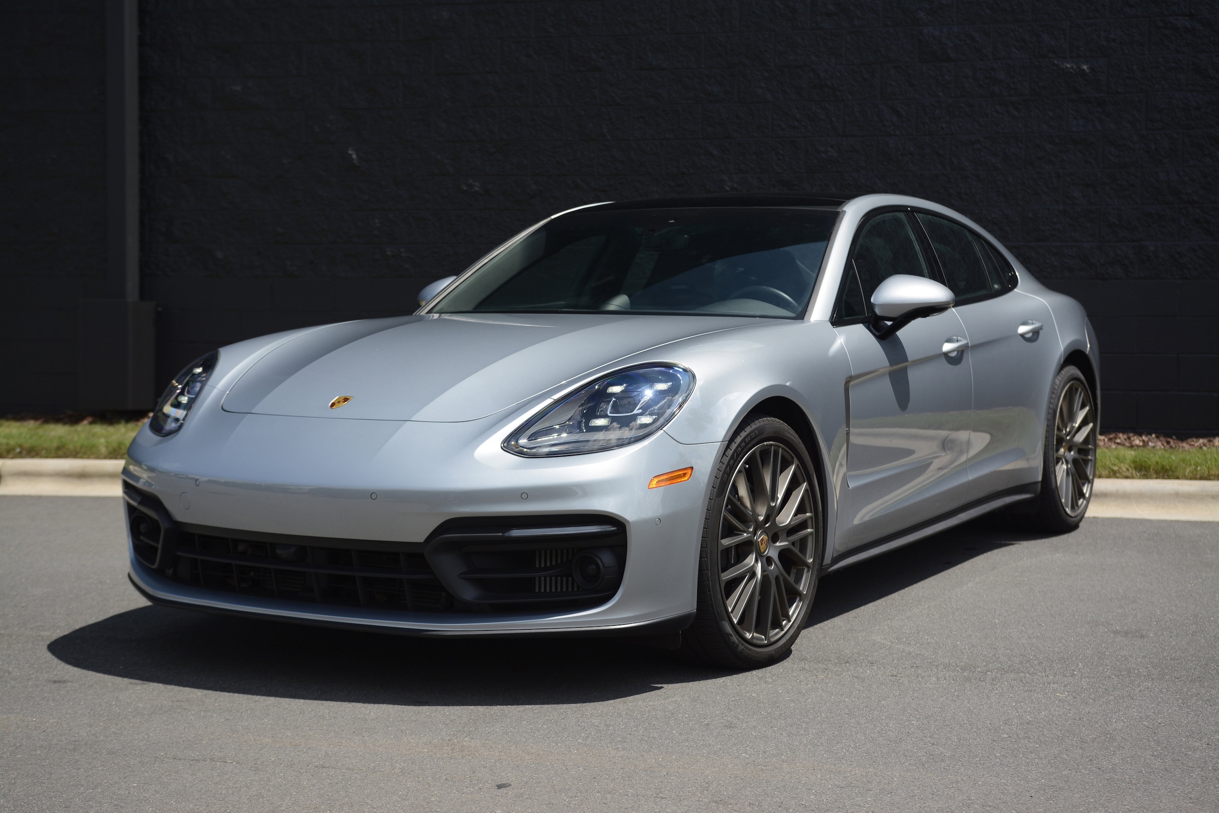 2023 Porsche Panamera Platinum Edition