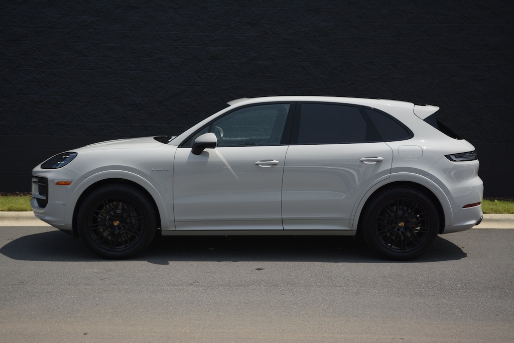 Certified 2025 Porsche Cayenne E-Hybrid SUV