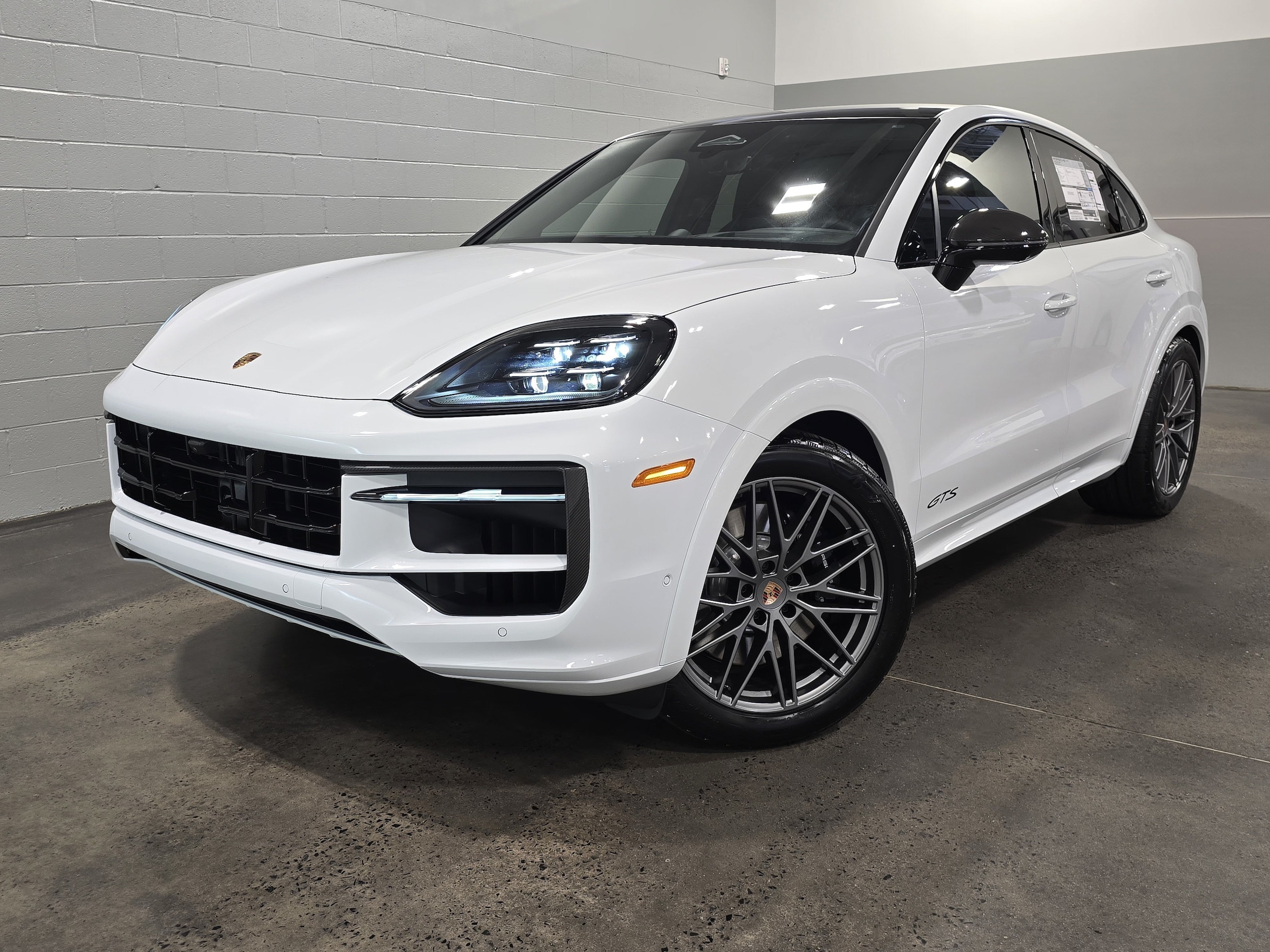 2026 Porsche Cayenne Coupe GTS