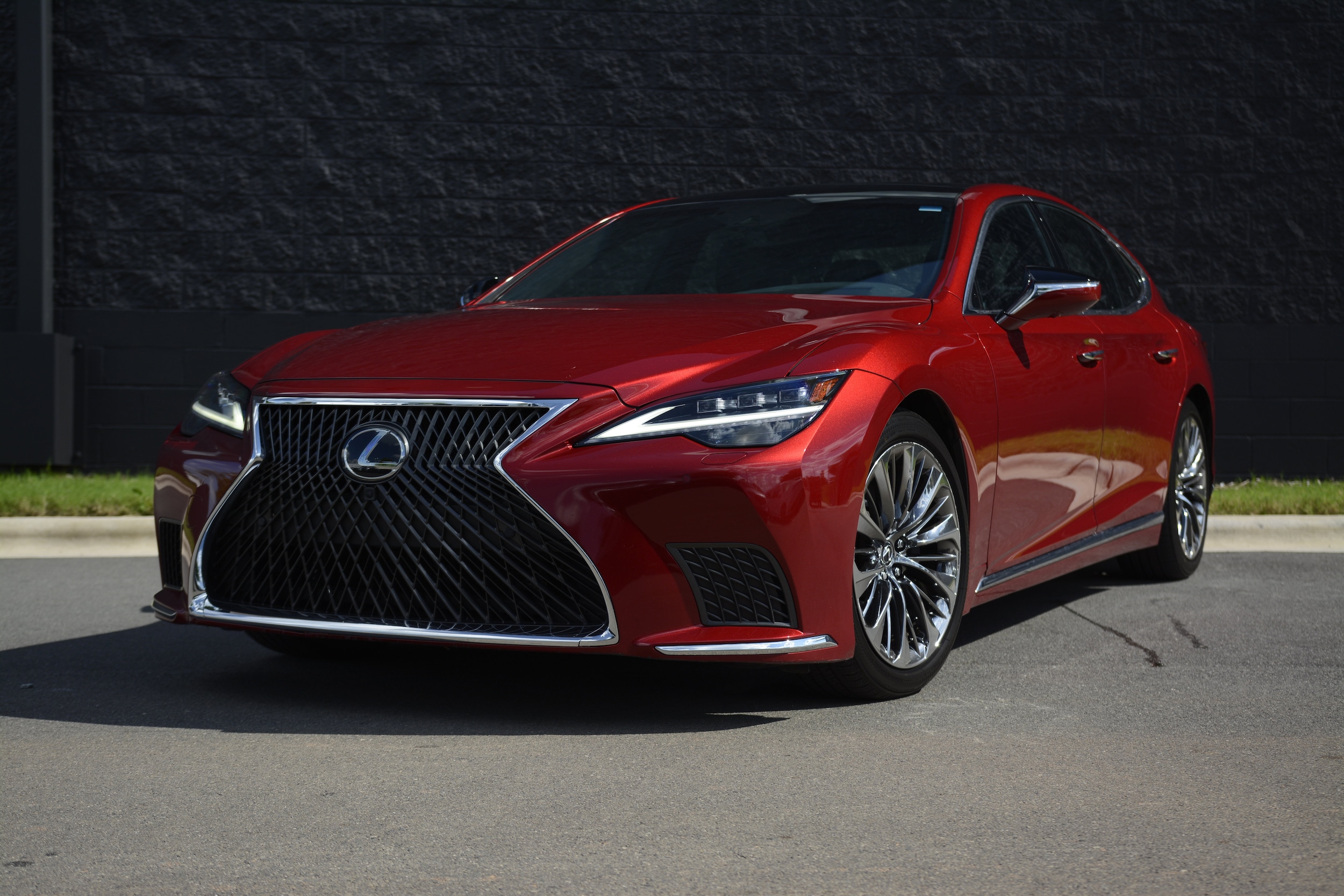 2023 LEXUS LS 500
