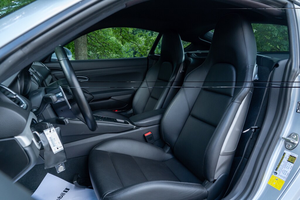 Used 2018 Porsche 718 Cayman S 2dr Car