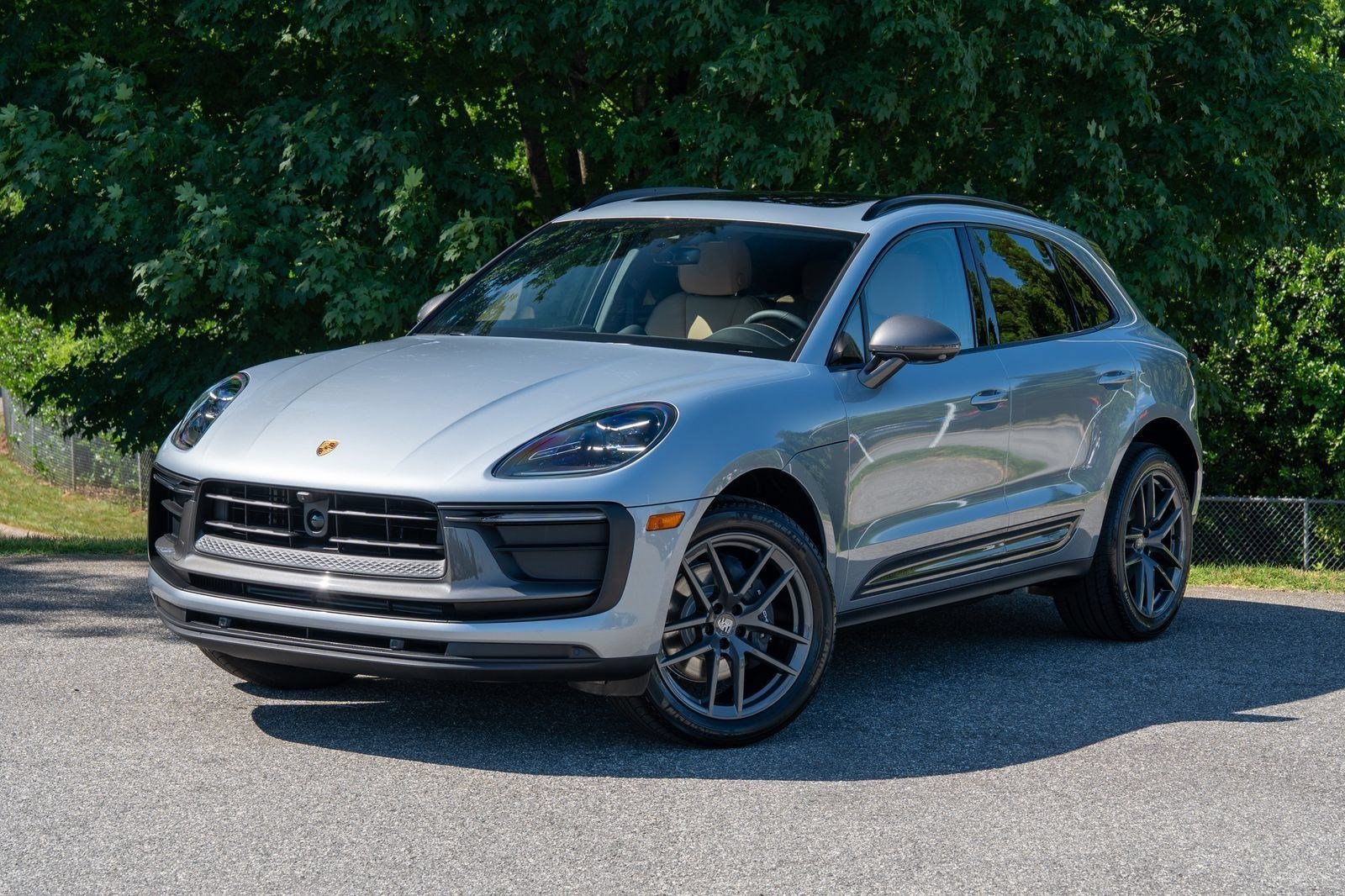 2026 Porsche Macan T Sport Utility