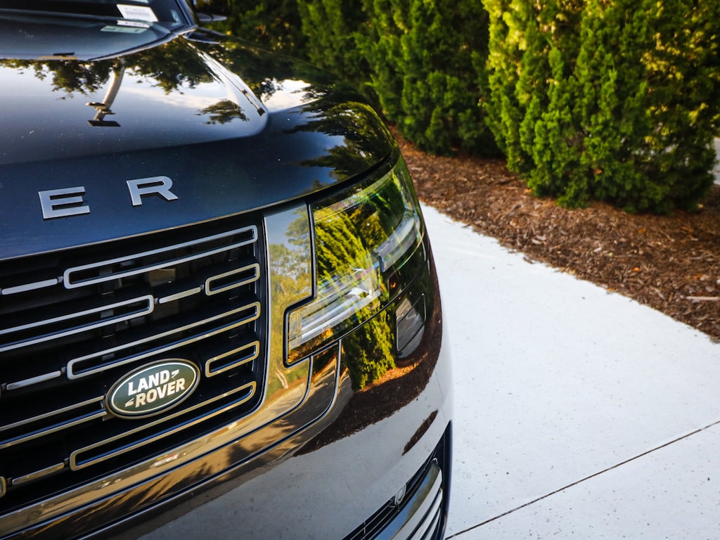 Used 2026 Land Rover Range Rover SE SUV