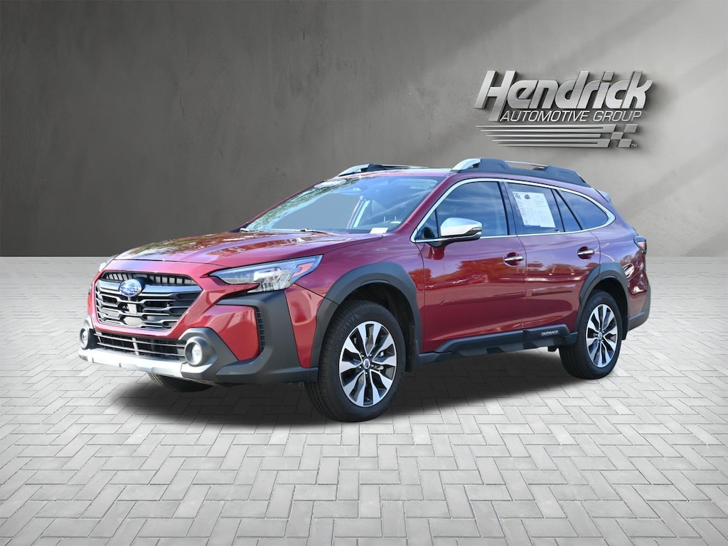 Used 2025 Subaru Outback Touring SUV