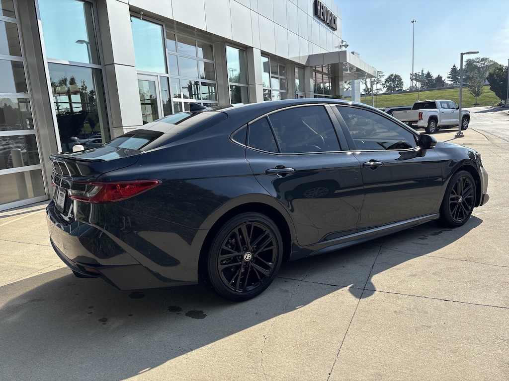 Used 2025 Toyota Camry SE Sedan