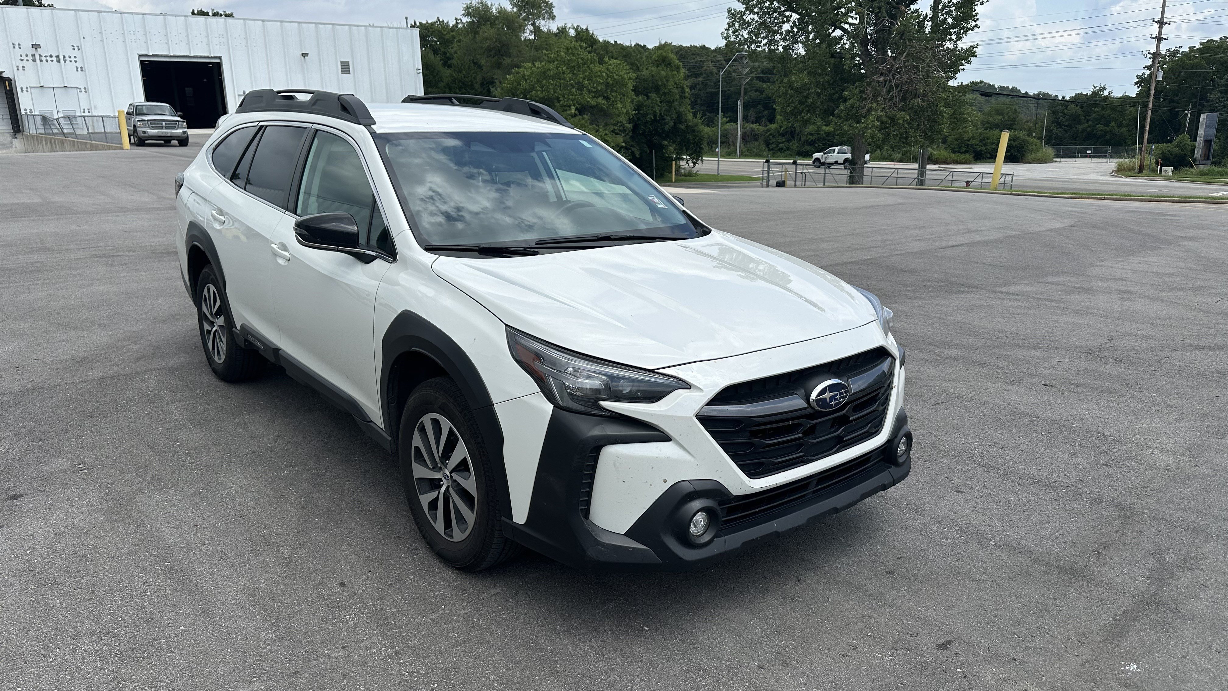 Used 2024 Subaru Outback Premium SUV