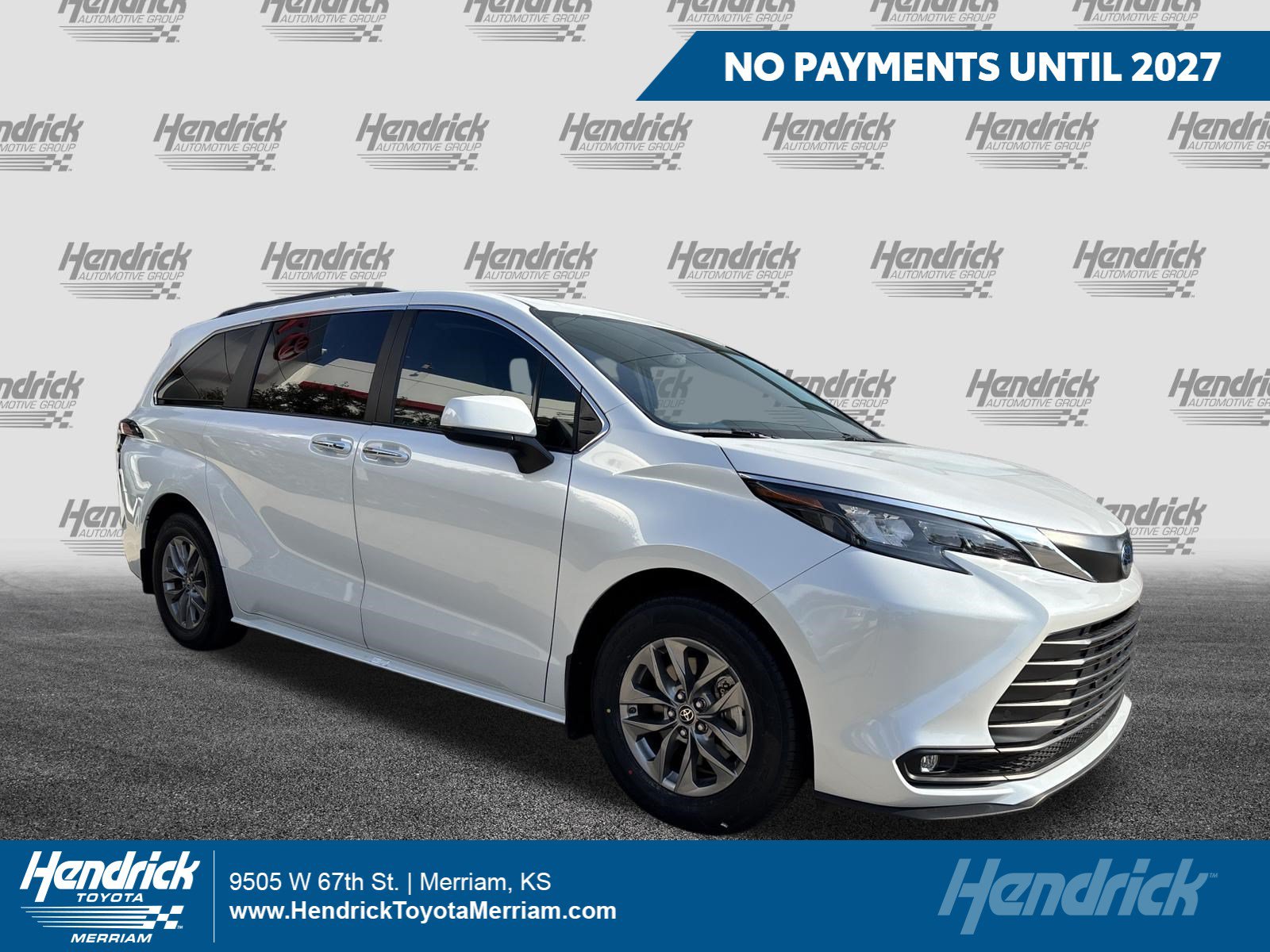 Certified 2025 Toyota Sienna XLE Minivan