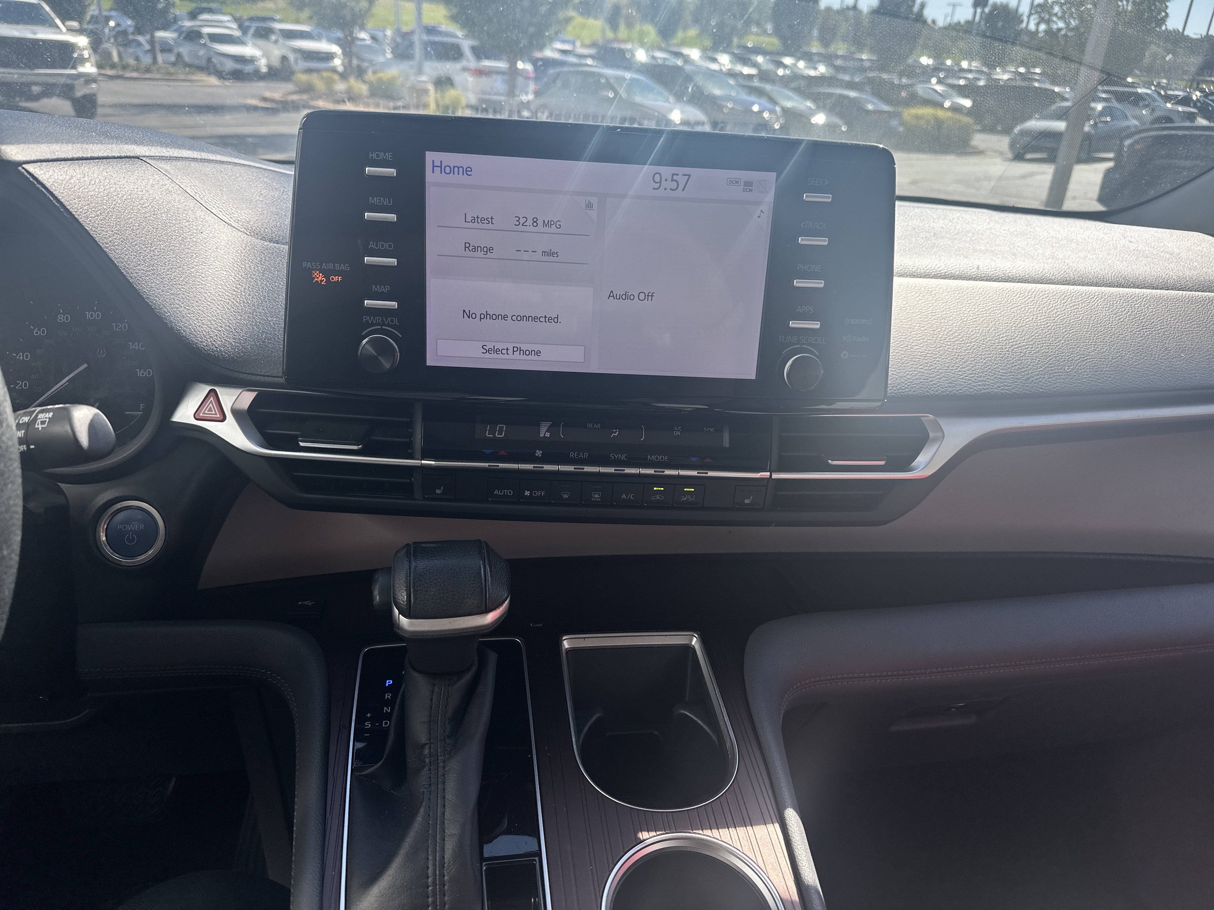Used 2022 Toyota Sienna XLE Minivan