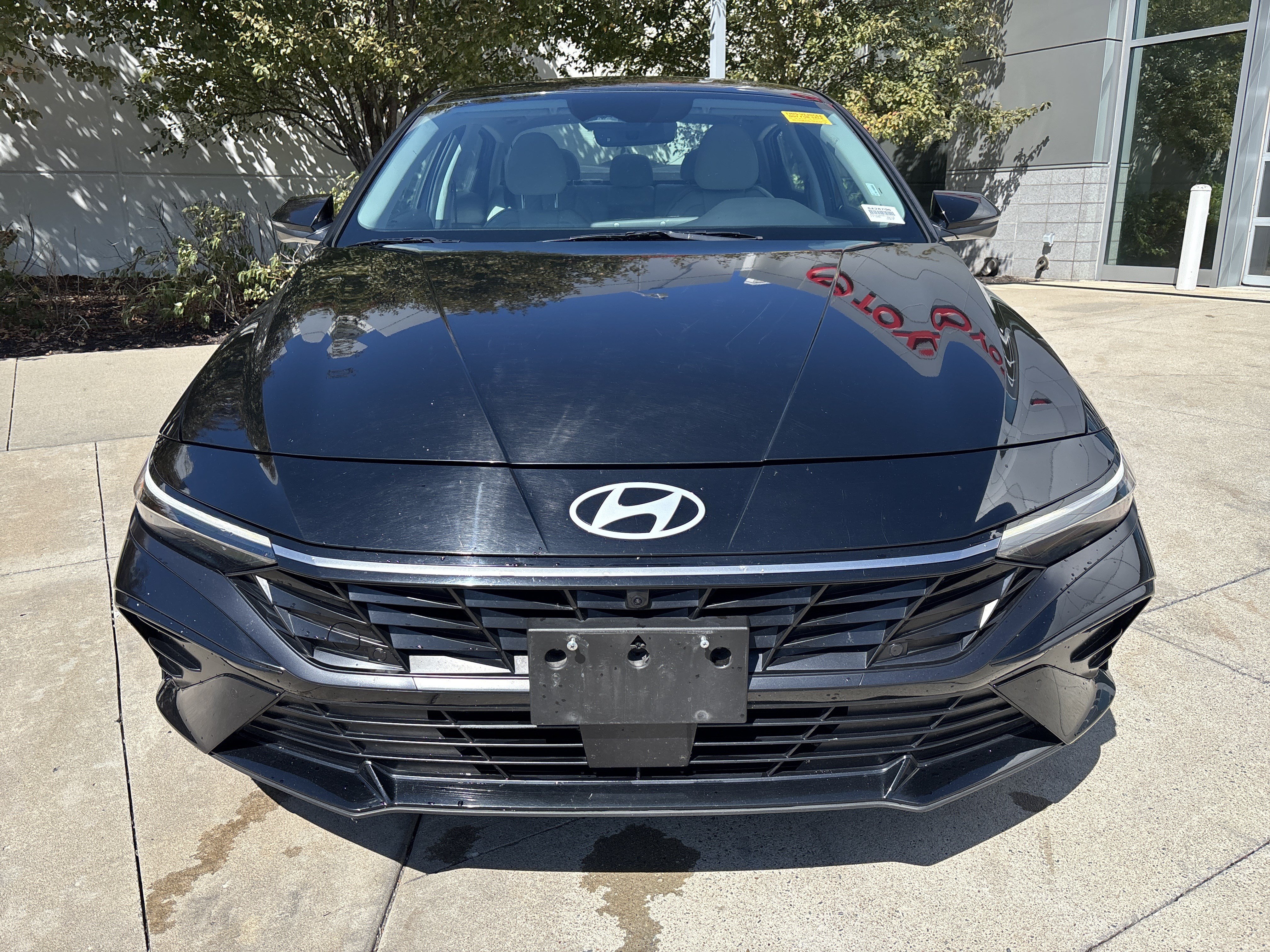 Used 2024 Hyundai Elantra Limited Sedan