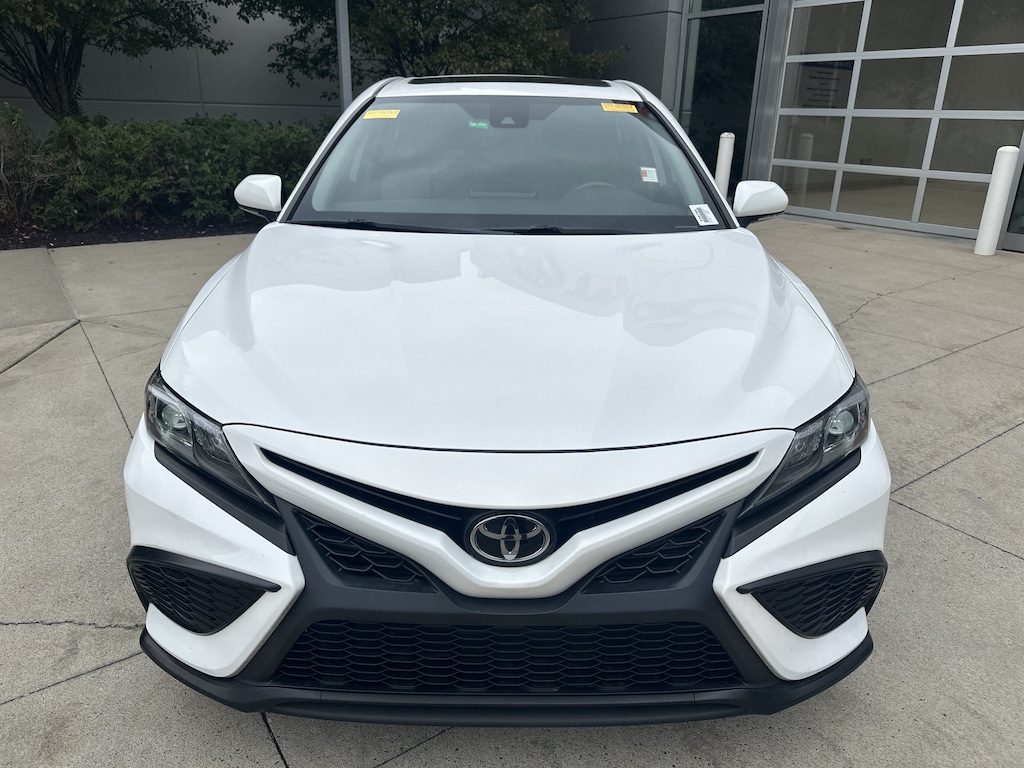 Used 2023 Toyota Camry SE Sedan