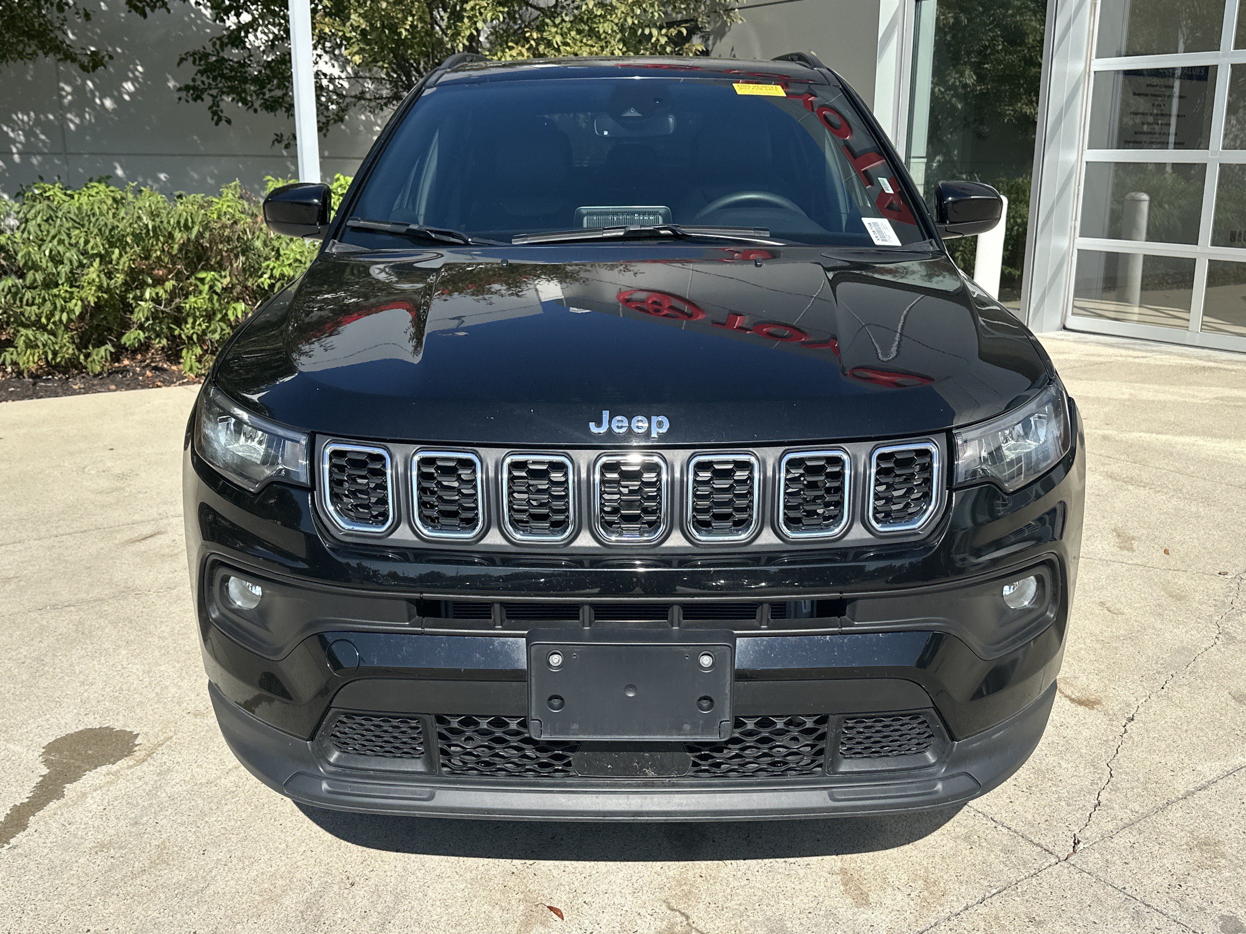 Used 2025 Jeep Compass Latitude SUV