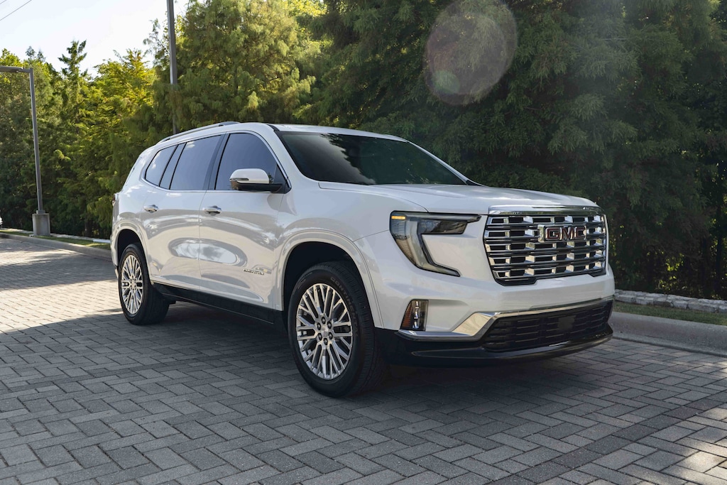 Used 2024 GMC Acadia AWD Denali SUV