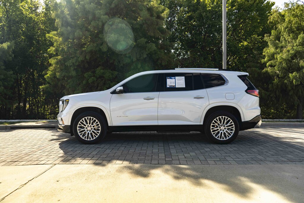 Used 2024 GMC Acadia AWD Denali SUV